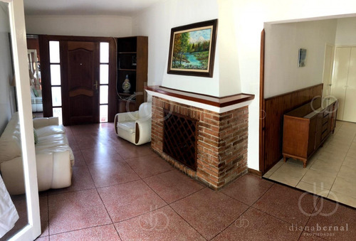 Imagen 9 de 11 de Casa Con Locales Comerciales, Oportunidad De Inversion