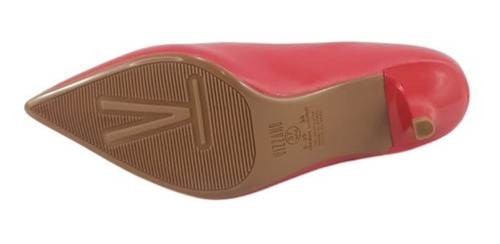Imagem 5 de 5 de Scarpin Bico Fino Salto Baixo Onca Preto Nude Bege 1122.628