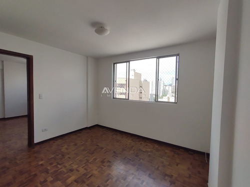Imagem 6 de 8 de Apartamento Com 1 Dormitório À Venda Com 48.02m² Por R$ 200.000,00 No Bairro Centro - Curitiba / Pr - R1824