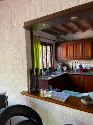 Imagen 7 de 14 de Impecable Casa En La Mejor Calle De Parque Miramar
