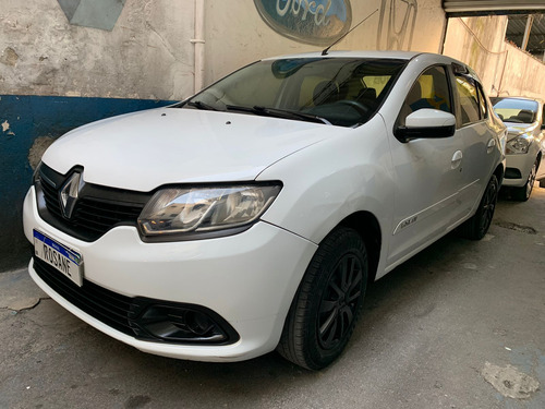 Renault Logan Renault Logan Authentique 1.0 12V SCe (Flex)