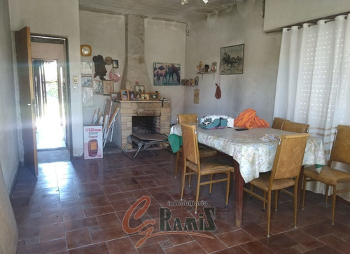 Imagen 3 de 9 de Casa En Venta Lote 300m2 Los Matreros 2920 Ituzaingo