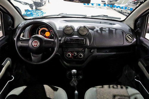 Imagem 5 de 15 de Fiat Uno 1.0 Evo Vivace 8v 2012