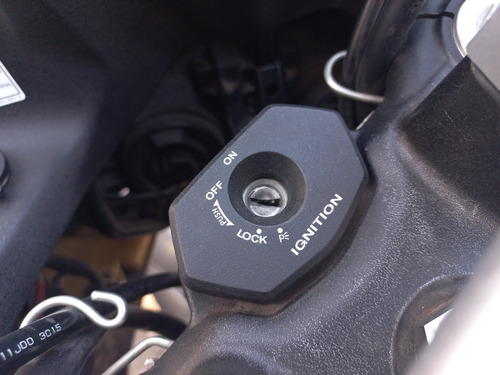 Imagen 16 de 17 de Suzuki Dl 650 A 2013 Charliebrokers