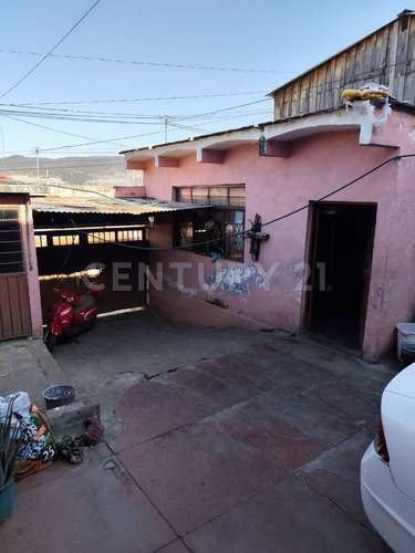 Se Vende Terreno Con Construcción En Col. Del Valle