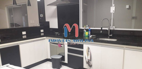 Imagem 2 de 15 de Sobrado 3 Dormitórios 4 Vagas - 320m² - Bairro Barcelona - 1468