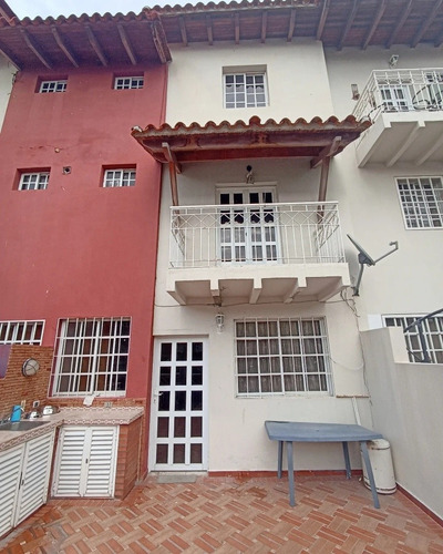 Se Vende Th En El Conjunto Residencial Villas Martinique