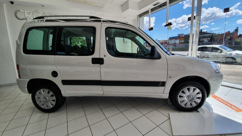 Imagen 2 de 16 de Berlingo Multispace Xtr Hdi 92