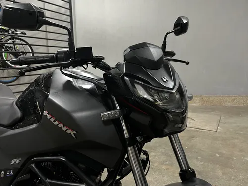 Hero Hunk 160r Black Edición