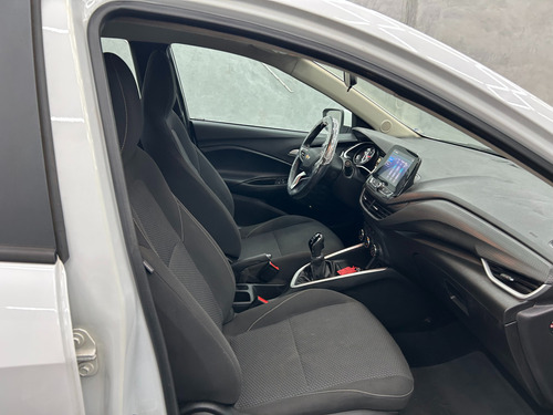 Chevrolet Onix plus 1.0 Lt 4p