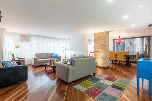Apartamento En Venta En El Nogal. Cod V5086