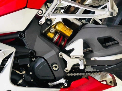 Imagem 2 de 8 de Mv Agusta F41000r
