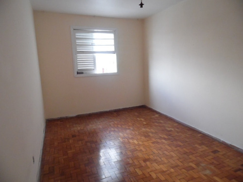 Oportunidade Apartamento Amplo E Ótima Localização