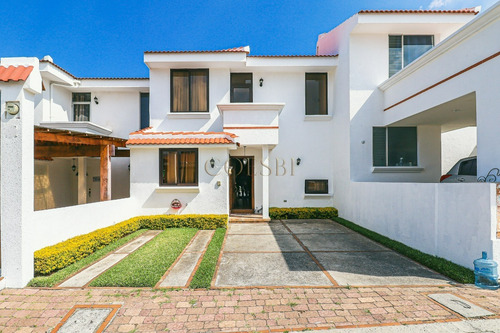 Imagen 1 de 15 de Casa En Venta De 2 Niveles En El Chachorral, San Lucas Sacatepequez