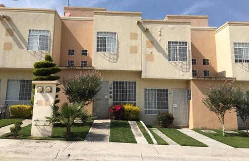 Imagen 1 de 12 de Casa Duplex En Renta, Amueblada Con Todas Las Comodidades., 8011