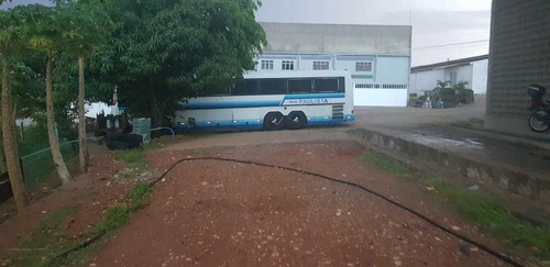 Imagem 1 de 8 de Mercedes