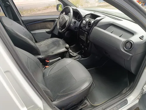 Renault Duster Oroch 2.0 Intens 4X4