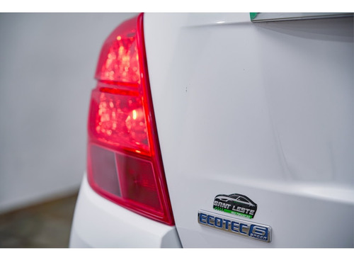 Chevrolet Tracker 1.8 MPFI LTZ 4X2 16V FLEX 4P AUTOMÁTICO