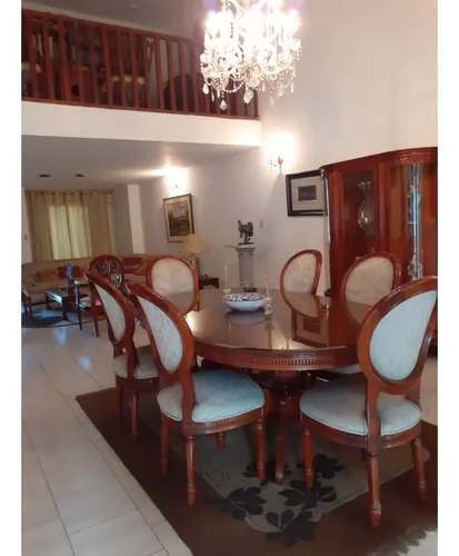 Venta De Casa De 340mts2, En Prados Del Norte, Norte De Cali 11096.