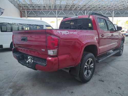Imagen 4 de 9 de Toyota Tacoma 2016