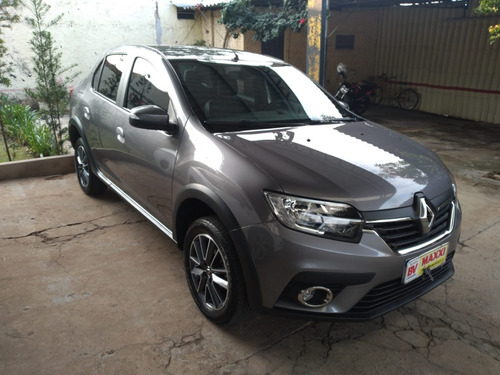 Imagem 8 de 10 de Renault Logan Iconic 1.6 Automático Flex