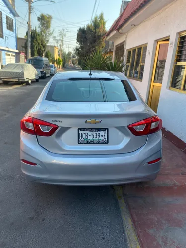Chevrolet Cruze 1.4 Ls Mt