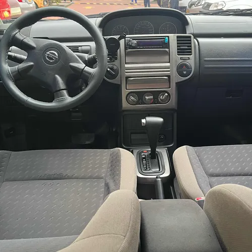 Nissan Xtrail 2.5 T31 Xtronic Cvt