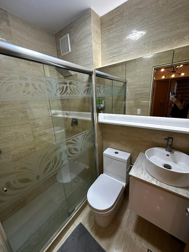 En Venta Apartamento En Lomas De Los Mangos