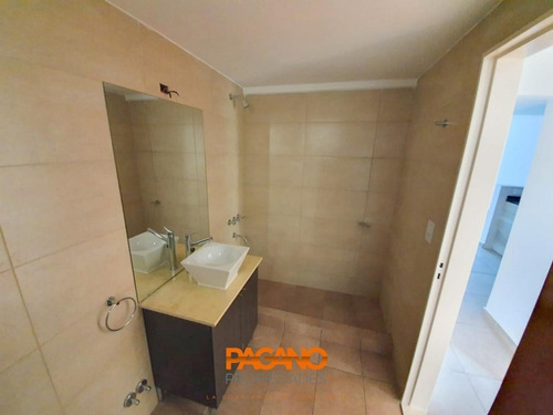 Imagen 8 de 13 de Excelente Departamento De 1 Dormitorio + Cochera