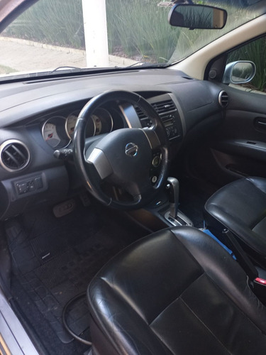 Imagem 10 de 10 de Nissan Livina X-gear Xgear