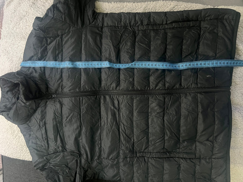Campera Uniqlo Hombre (Usado)