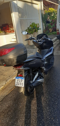Imagem 3 de 8 de Honda Dlx