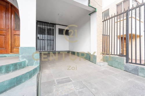 Imagen 2 de 27 de Hostal En Venta - Sector Sur De Iquique