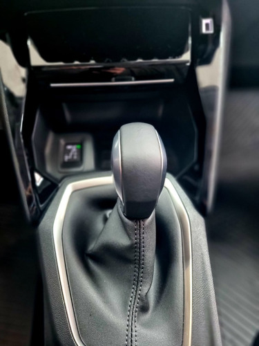 Imagen 19 de 25 de Peugeot 208 Feline Tiptronic 1.6 Stock