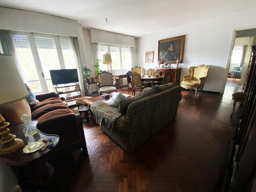 Venta Apartamento 3 Dormitorios Servicio Y Garaje En Cordón