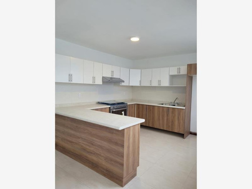 Imagen 3 de 12 de Casa Sola En Venta Valle Del Sol