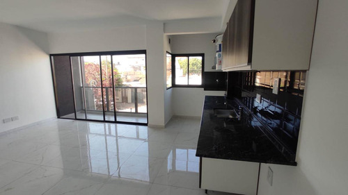 Venta- Depto- 2 Amb- Ramos Mejía- Piscina- Sum- Parrilla- Cocheras-financiación