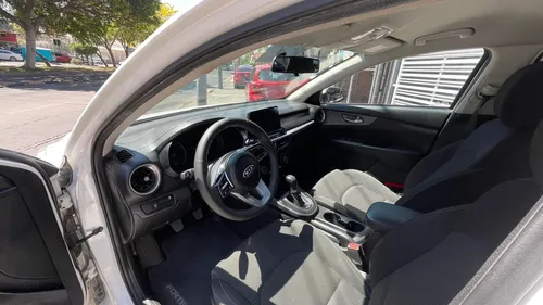 Kia Forte 2.0 Lx Mt