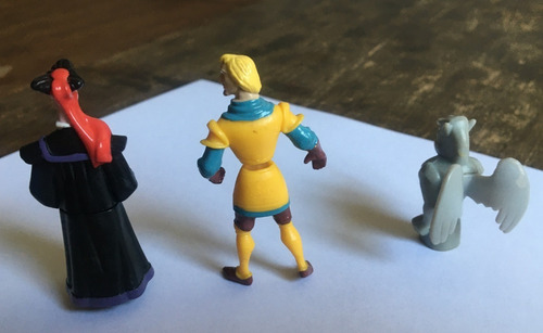 Coleção Magic Ball Nestle: 3 Personagens Notre Dame Disney