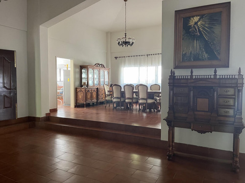 Venta Casa De Un Nivel Excelente Para Hotel Boutique O Asilo En Xochitepec, Morelos