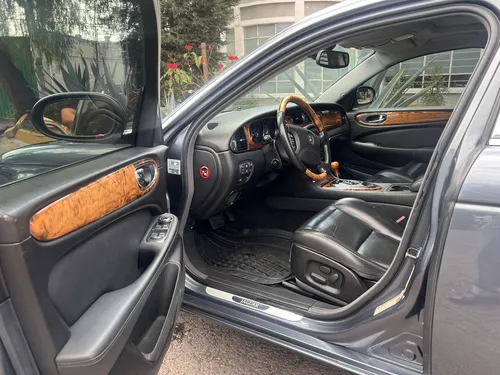 Jaguar Xj8 L