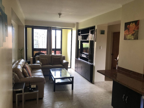 En Venta Apartamento Totalmente Amoblado En El Bosque Valencia, 234550 Ar