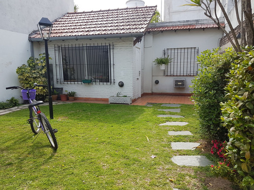 Casa Venta Lomas Del Mirador 3 Amb + 2 Amb Jardin
