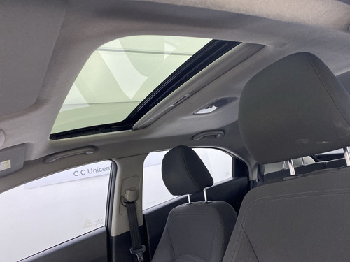 Imagen 16 de 25 de Kia Rio Spice R 1.4 At