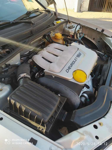 Chevrolet Corsa Sedã