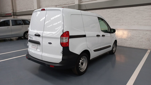 Imagen 6 de 15 de Ford Transit 2021 1.0 Courier Van Mt