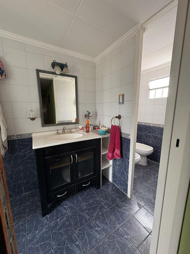 Casa En Venta En Poeta Lugones, Apta Crédito, 4 Dor, 2 Baños