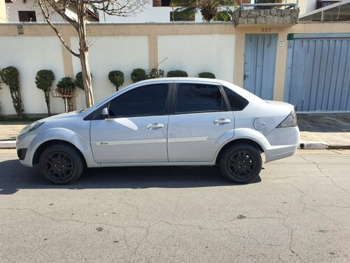 Imagem 7 de 12 de Ford Fiesta Sedan 2011 1.6 Pulse Flex 4p
