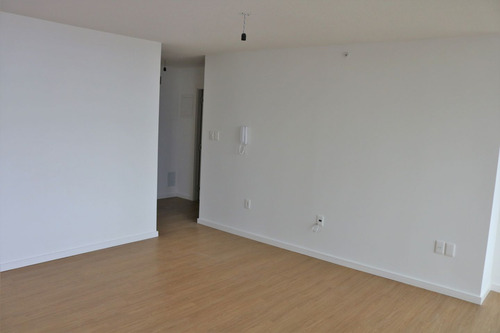 Venta Apto 1 Dormitorio Con Terraza Y Garaje En Barrio Sur (ref: Cpc-255)