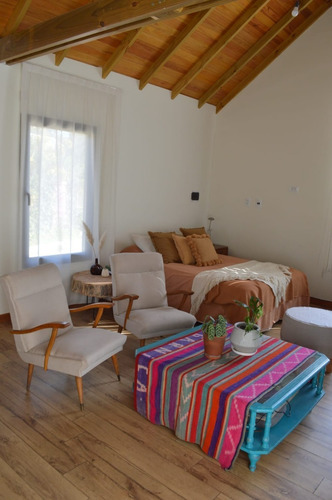 Imagen 7 de 13 de Casa En Bosque Peralta Ramos Para 2 Adultos Y Hasta 2 Niños